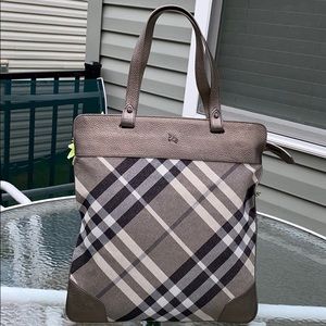COPY - Authentic Burberry tote